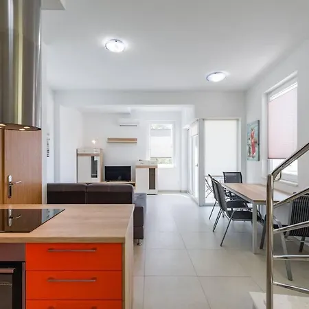 아파트 Sea View Duplex - New Construction