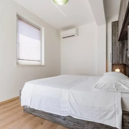 아파트 Sea View Duplex - New Construction *