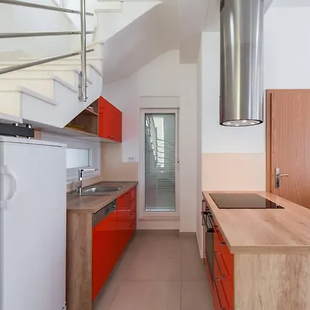 Sea View Duplex - New Construction Brela